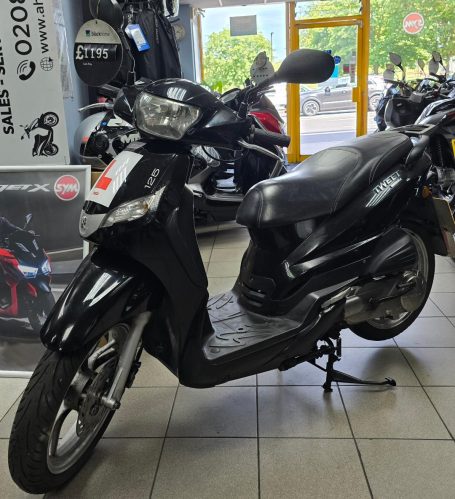 SOLD 2014 Peugeot Tweet 125 £POA